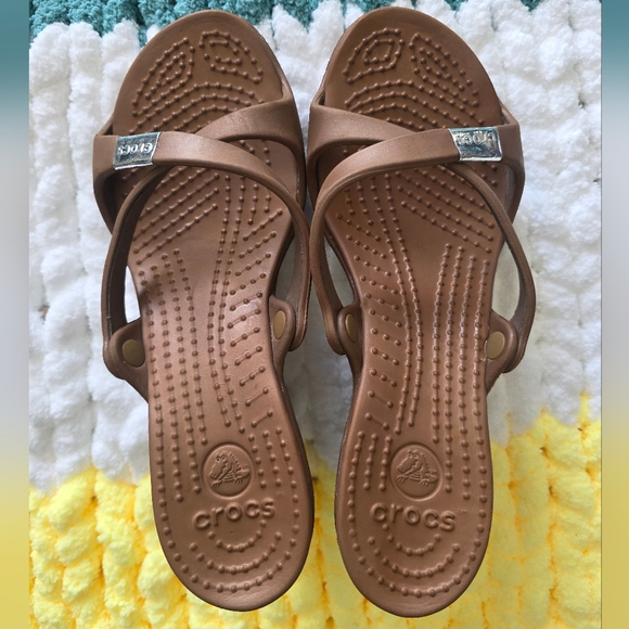 CROCS Women's Brown Clog Sandals - Picture 4 of 6